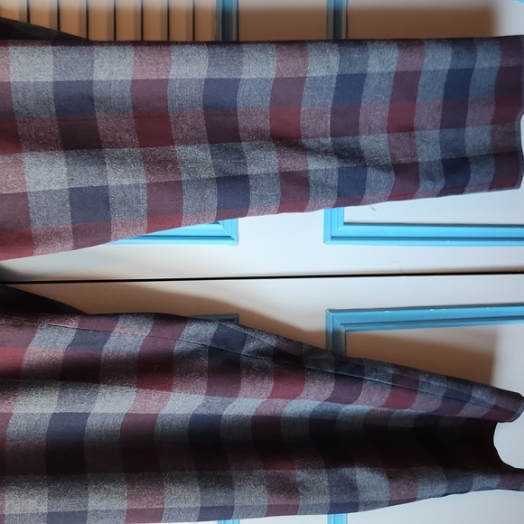 Uniqlo Plaid Elastic Waist Pants - Picture 7 of 11